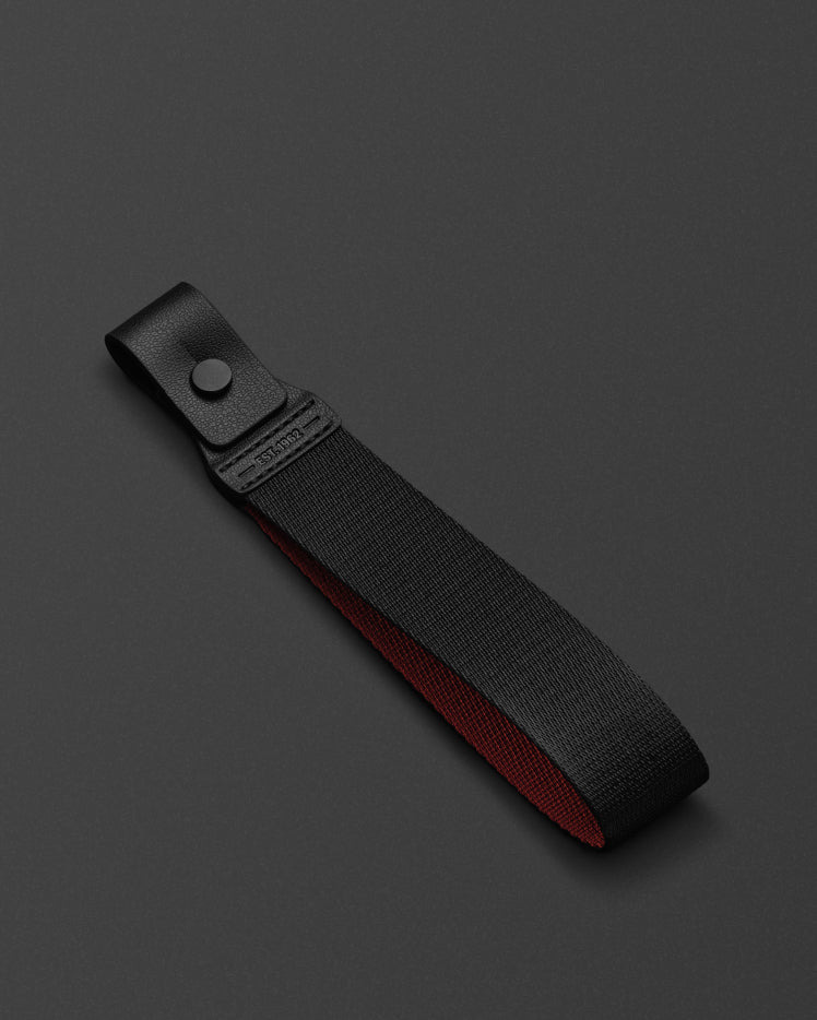 MIDDLETON II BLACK AND BRASS STRAP
