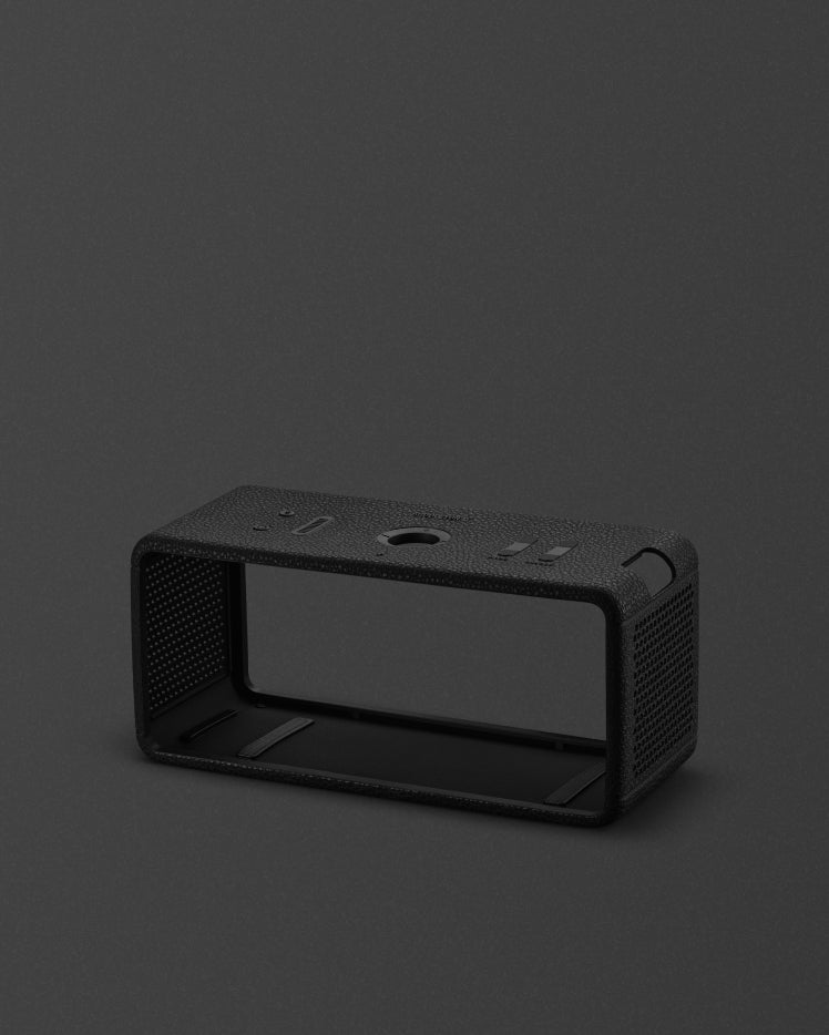 MIDDLETON II BLACK AND BRASS SILICONE SLEEVE