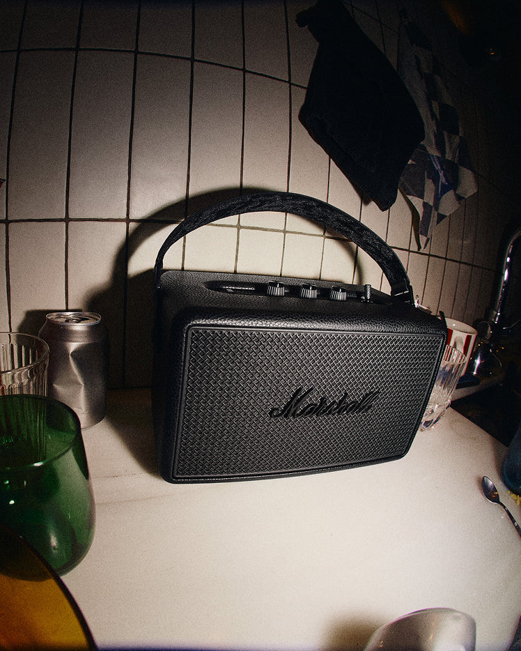 KILBURN III BLACK AND BRASS