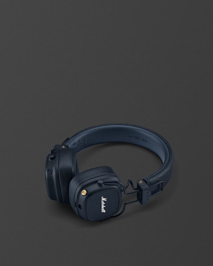 MAJOR V BLACK