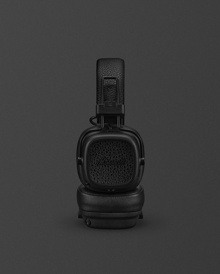 MAJOR V BLACK