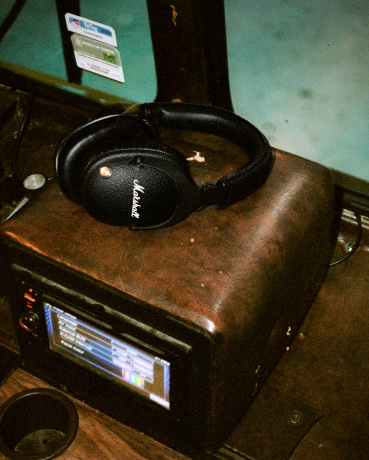 MONITOR II A.N.C. BLACK