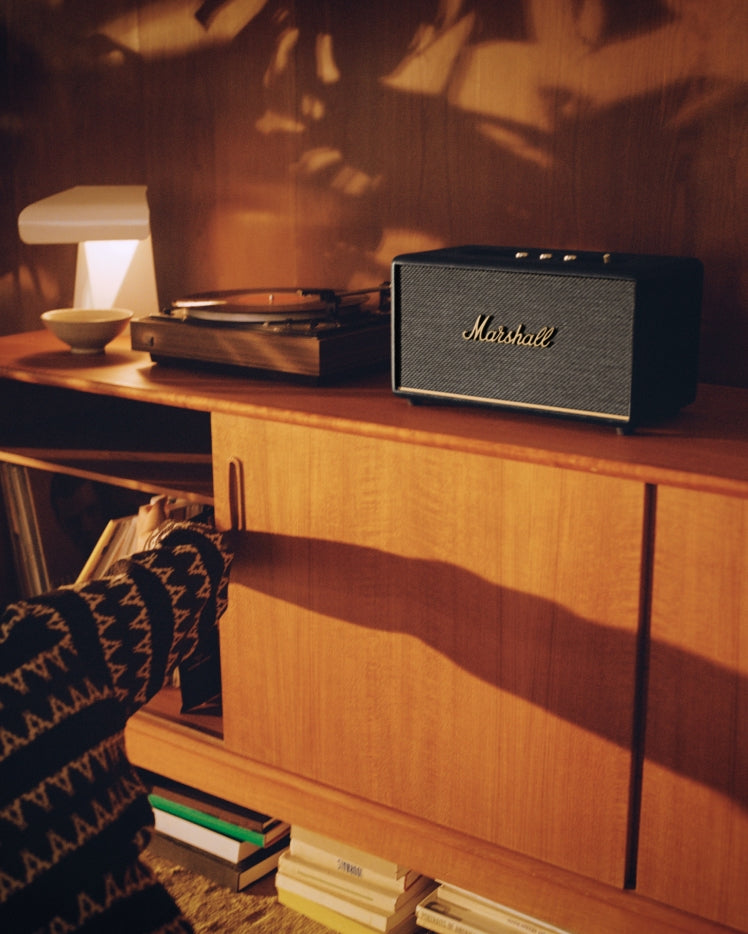 STANMORE III BLACK